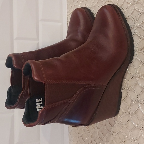 Sorel After Hours Chelsea Wedge Bootie - Picture 2 of 13
